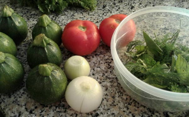 Girit Kabak Dolması ve Biber Dolması