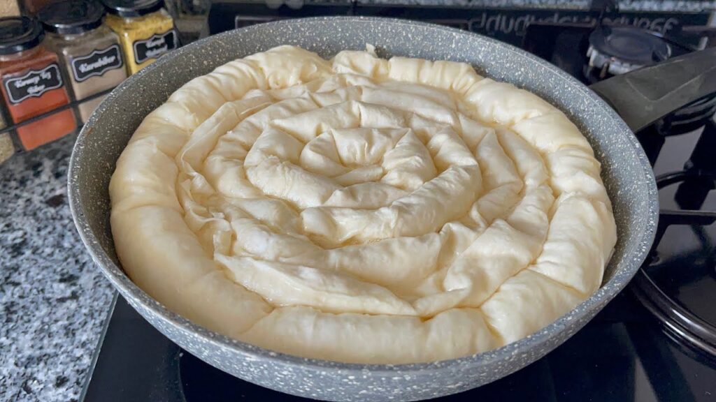 2 Tane Yufka İle Tava Böreği Tarifi