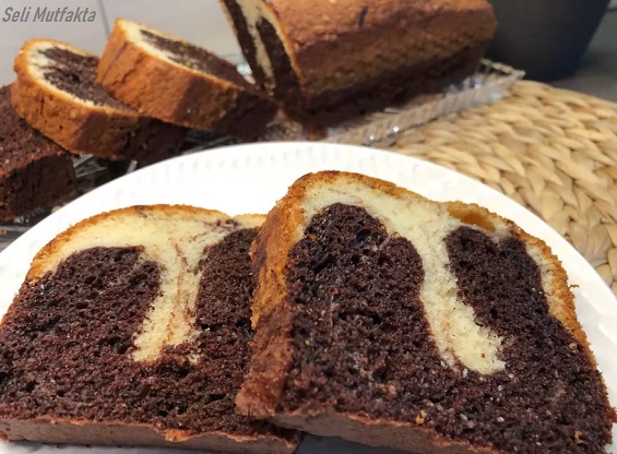 Kakaolu Sade Kek Tarifi