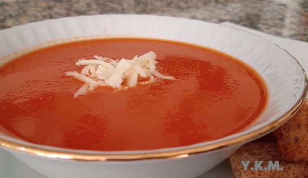 Domates Çorbası Tarifi