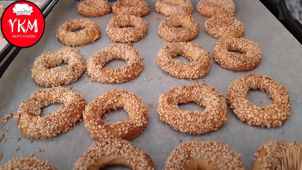 Nefis Kandil Simidi Tarifi